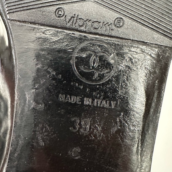 Chanel Black Patent Leather Ballet Flat - Picture 11 of 12